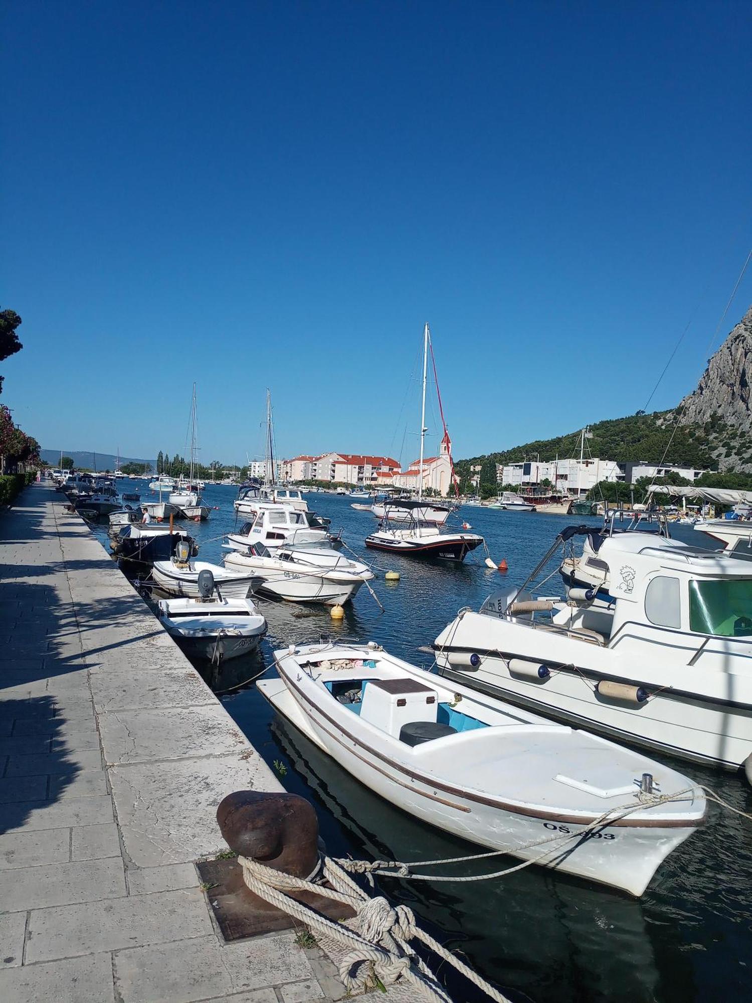 Panorama Sea View Apartment H Omiš Buitenkant foto